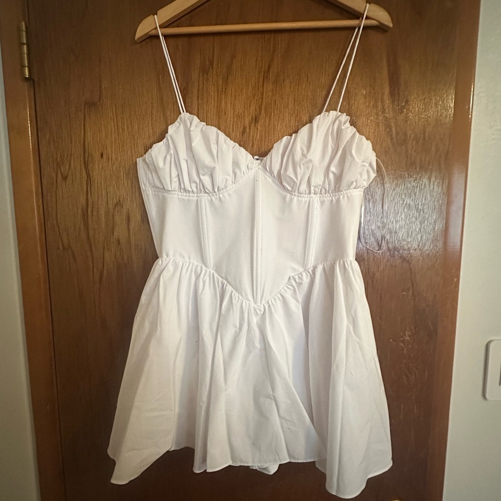GOOD AMERICAN SLEEVELESS V-NECK POPLIN BABYDOLL MINI DRESS
